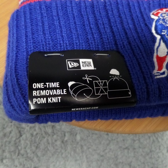 New Era New England Patriots Historic Logo Pom-Pom Knit Winter Hat - Picture 3 of 5